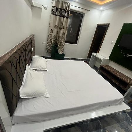 Hotel Jai Mata Chintpurni Family Hotel Bharwain Exterior photo